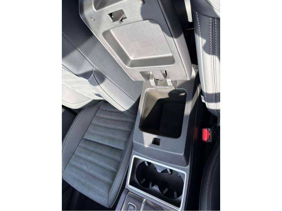 2025 Mitsubishi Outlander PHEV SE Sport Utility 4D