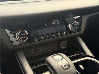 2026 Mitsubishi Outlander PHEV SE