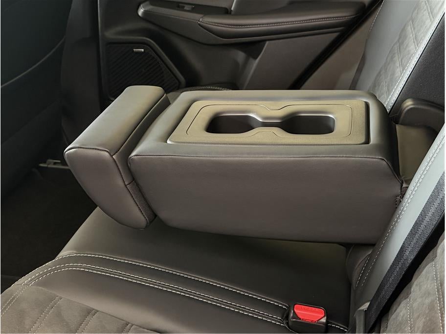 2026 Mitsubishi Outlander PHEV SE