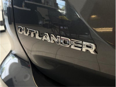 2026 Mitsubishi Outlander PHEV SE