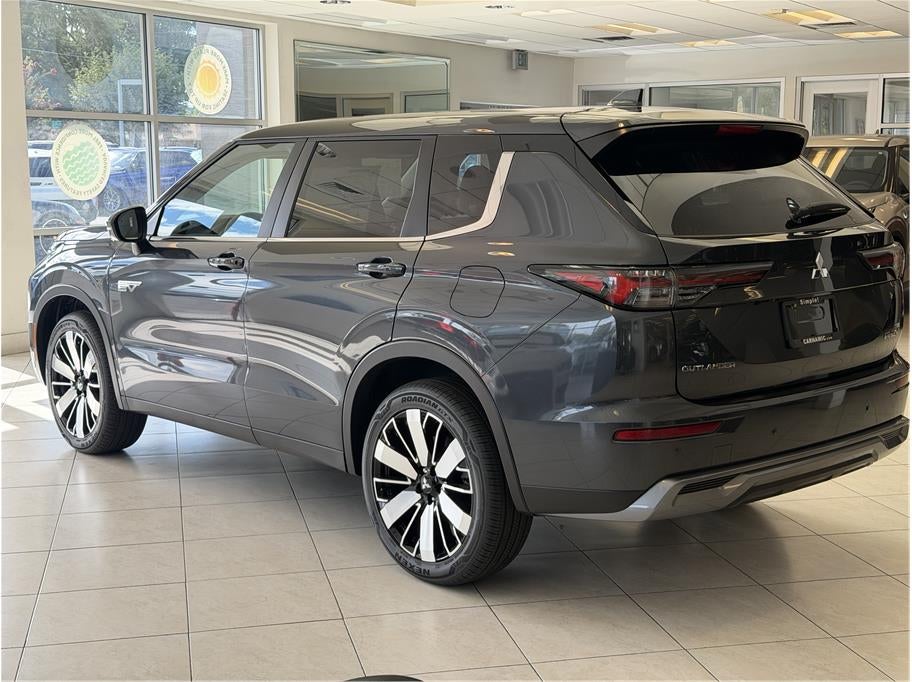 2026 Mitsubishi Outlander PHEV SE