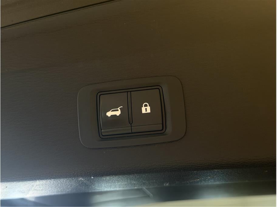 2023 Mitsubishi Outlander PHEV SEL Sport Utility 4D