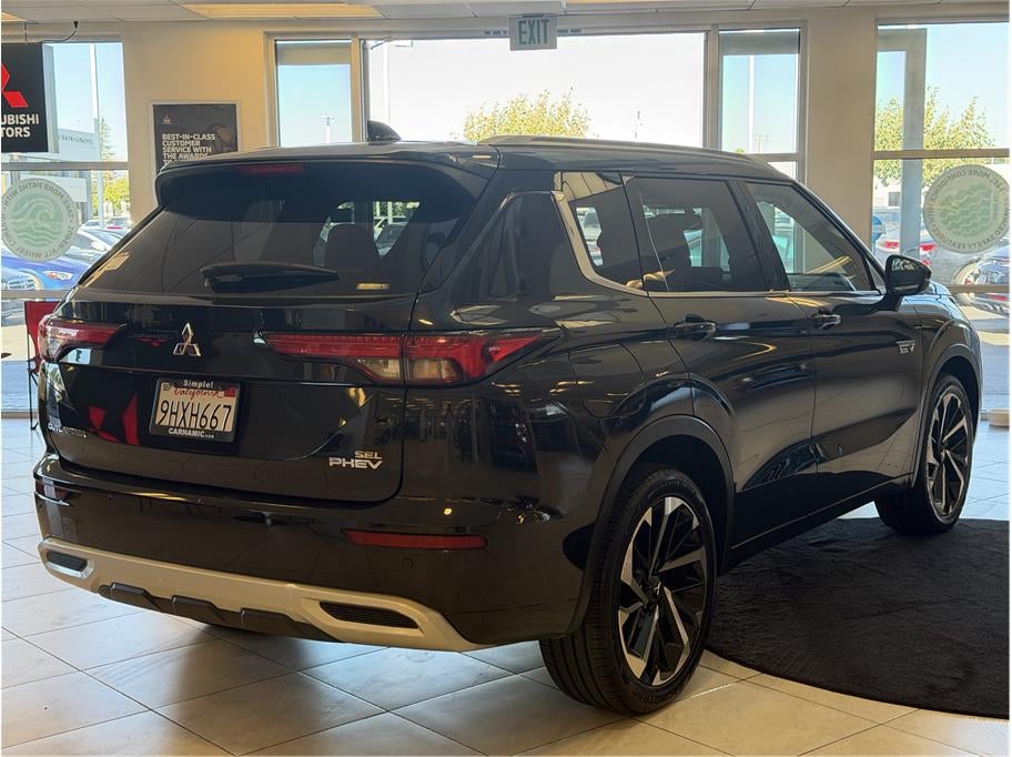 2023 Mitsubishi Outlander PHEV SEL Sport Utility 4D