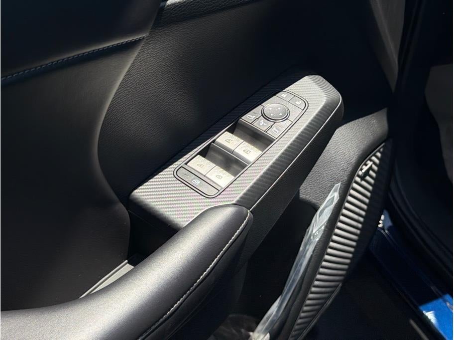 2026 Mitsubishi Outlander PHEV SE