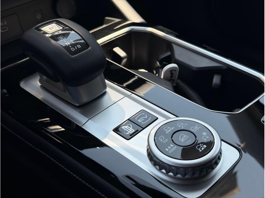 2026 Mitsubishi Outlander PHEV SE
