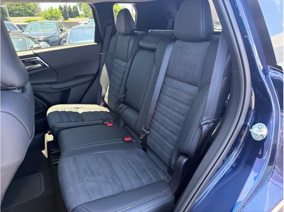 2026 Mitsubishi Outlander PHEV SE