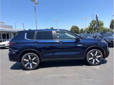 2026 Mitsubishi Outlander PHEV SE