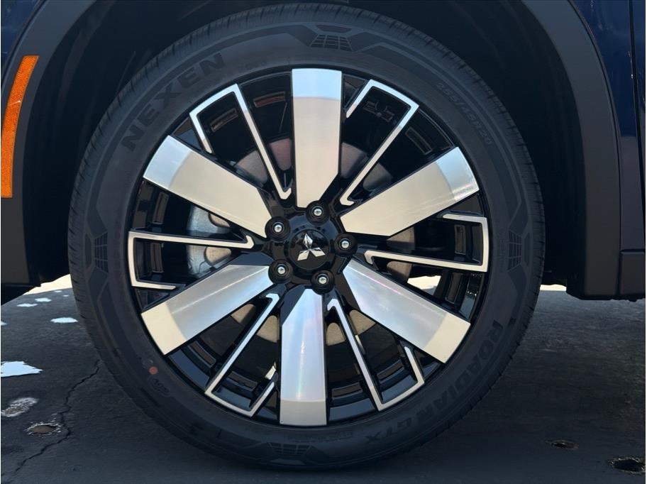 2026 Mitsubishi Outlander PHEV SE
