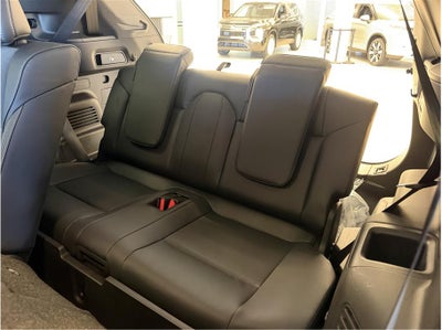 2025 Mitsubishi Outlander PHEV SE Sport Utility 4D