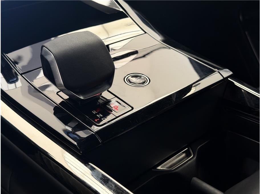2024 Land Rover Range Rover Sport P400 SE Dynamic Sport Utility 4D
