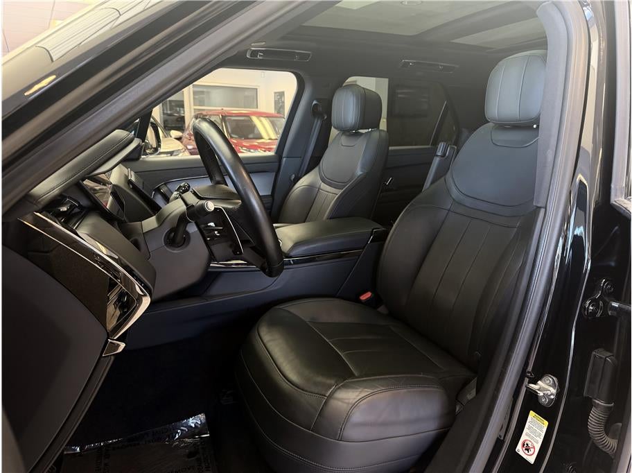 2024 Land Rover Range Rover Sport P400 SE Dynamic Sport Utility 4D