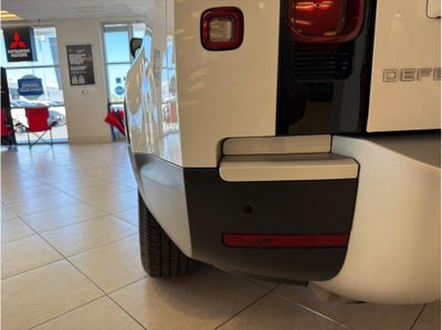 2023 Land Rover Defender 130 SE Sport Utility 4D