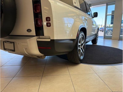 2023 Land Rover Defender 130 SE Sport Utility 4D