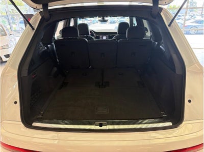 2025 Audi Q7 55 TFSI Premium Plus Sport Utility 4D