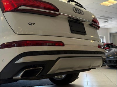 2025 Audi Q7 55 TFSI Premium Plus Sport Utility 4D