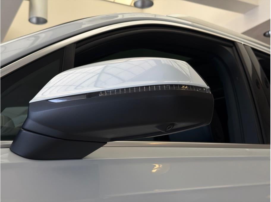 2025 Audi Q7 55 TFSI Premium Plus Sport Utility 4D