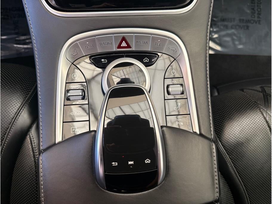 2019 Mercedes-Benz Mercedes-Maybach S-Class S 560 4MATIC® Sedan 4D