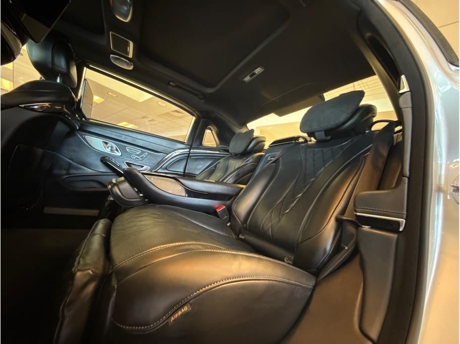 2019 Mercedes-Benz Mercedes-Maybach S-Class S 560 4MATIC® Sedan 4D