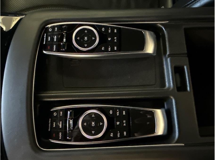 2019 Mercedes-Benz Mercedes-Maybach S-Class S 560 4MATIC® Sedan 4D