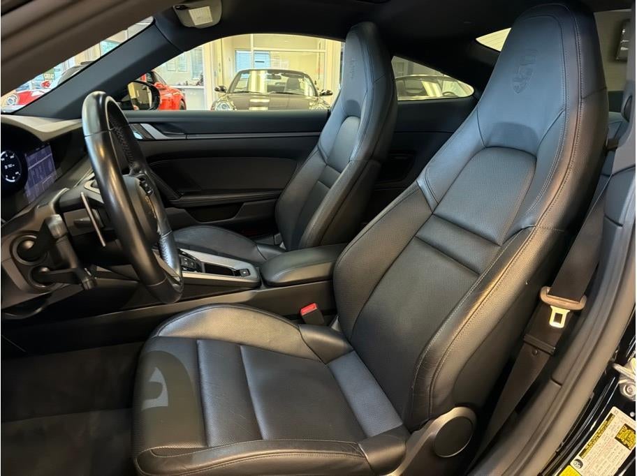 2020 Porsche 911 Carrera Coupe 2D
