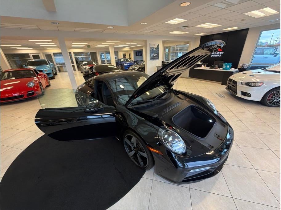 2020 Porsche 911 Carrera Coupe 2D