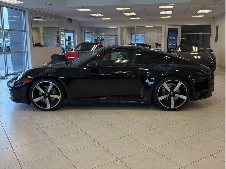 2020 Porsche 911 Carrera Coupe 2D
