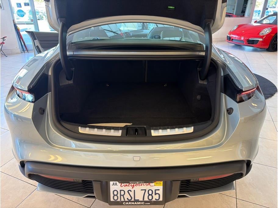 2020 Porsche Taycan Turbo Sedan 4D