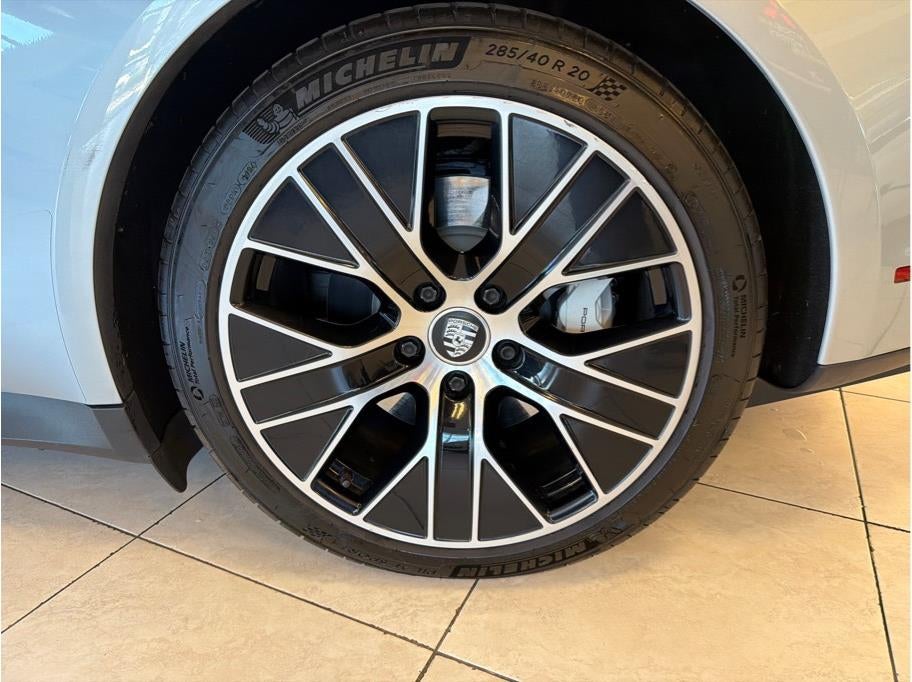 2020 Porsche Taycan Turbo Sedan 4D