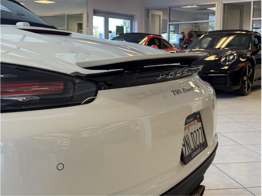 2024 Porsche 718 Boxster S Roadster 2D