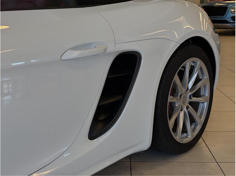2024 Porsche 718 Boxster S Roadster 2D