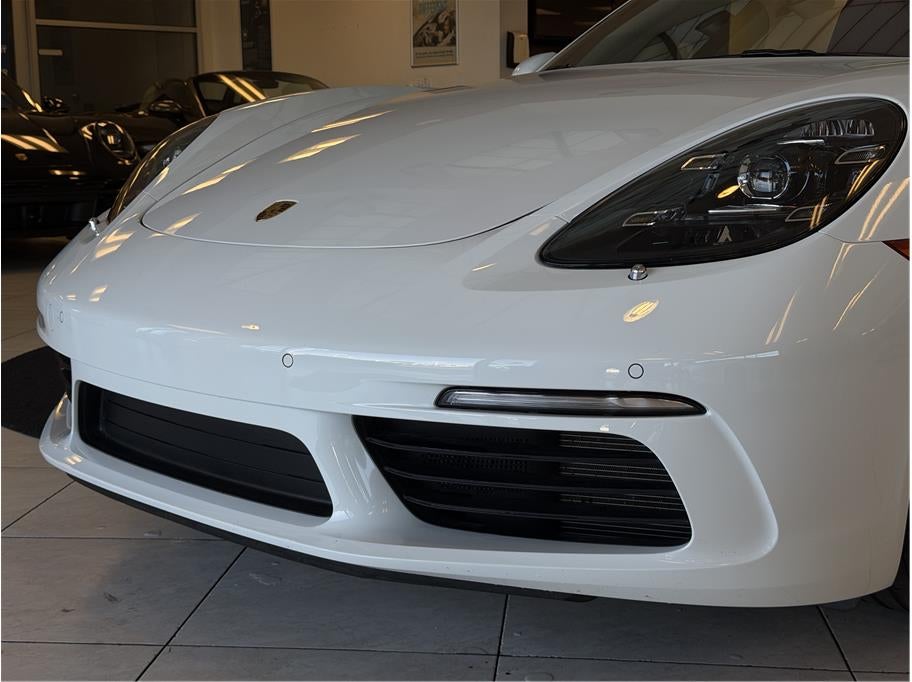 2024 Porsche 718 Boxster S Roadster 2D