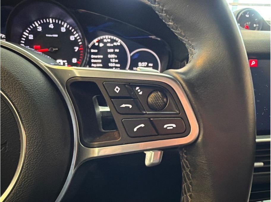 2020 Porsche Cayenne Sport Utility 4D
