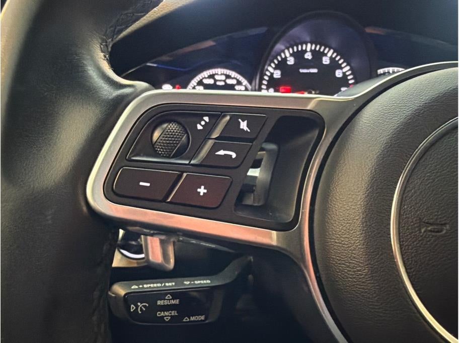 2020 Porsche Cayenne Sport Utility 4D