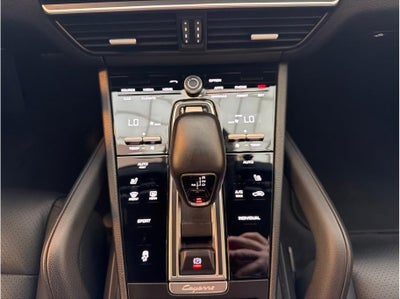 2020 Porsche Cayenne Sport Utility 4D