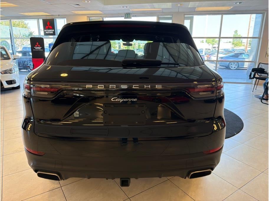 2020 Porsche Cayenne Sport Utility 4D