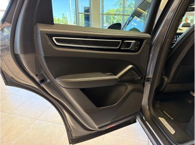 2023 Porsche Cayenne Sport Utility 4D