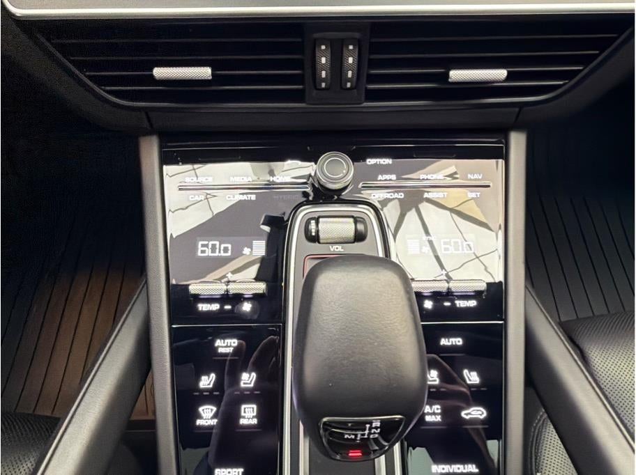 2023 Porsche Cayenne Sport Utility 4D