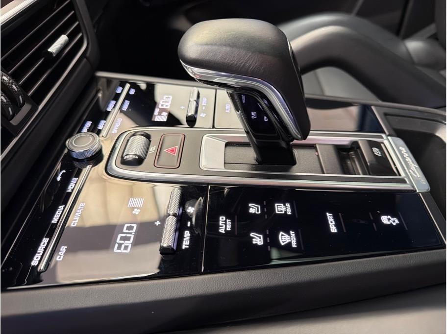 2023 Porsche Cayenne Sport Utility 4D