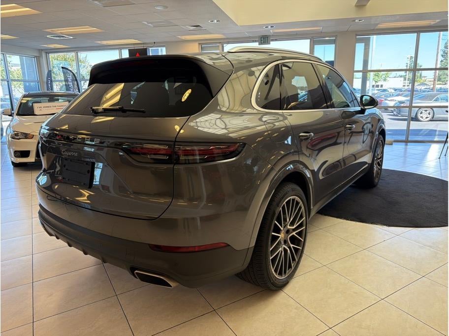 2023 Porsche Cayenne Sport Utility 4D