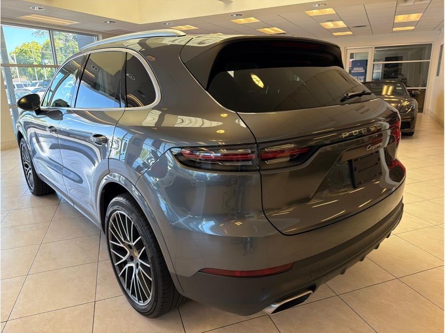 2023 Porsche Cayenne Sport Utility 4D