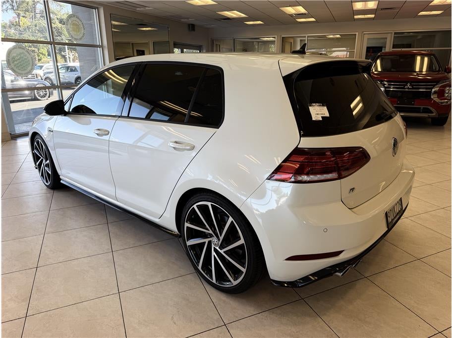 2018 Volkswagen Golf R Hatchback Sedan 4D