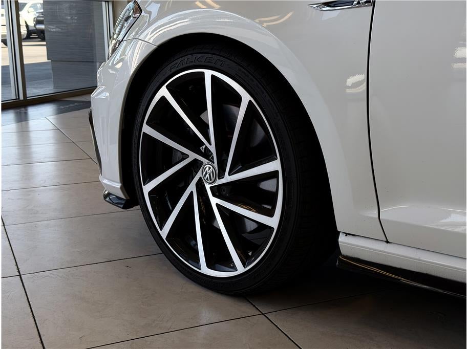 2018 Volkswagen Golf R Hatchback Sedan 4D