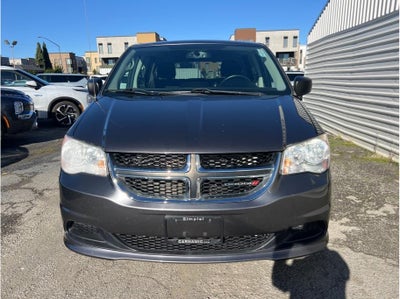 2017 Dodge Grand Caravan Passenger SE Minivan 4D