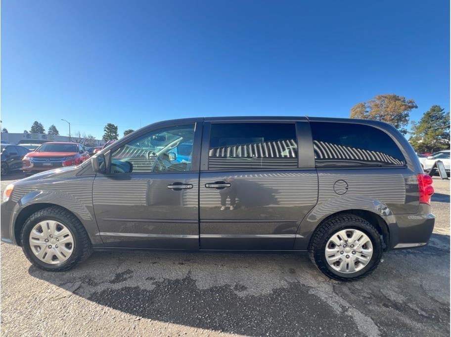 2017 Dodge Grand Caravan Passenger SE Minivan 4D