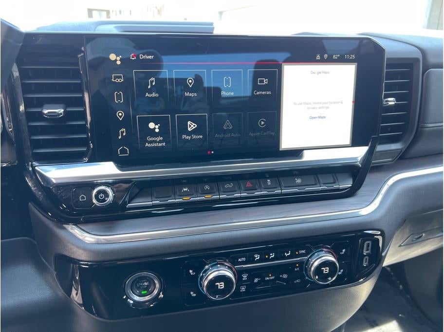 2024 GMC Sierra 1500 Crew Cab SLT Pickup 4D 5 3/4 ft