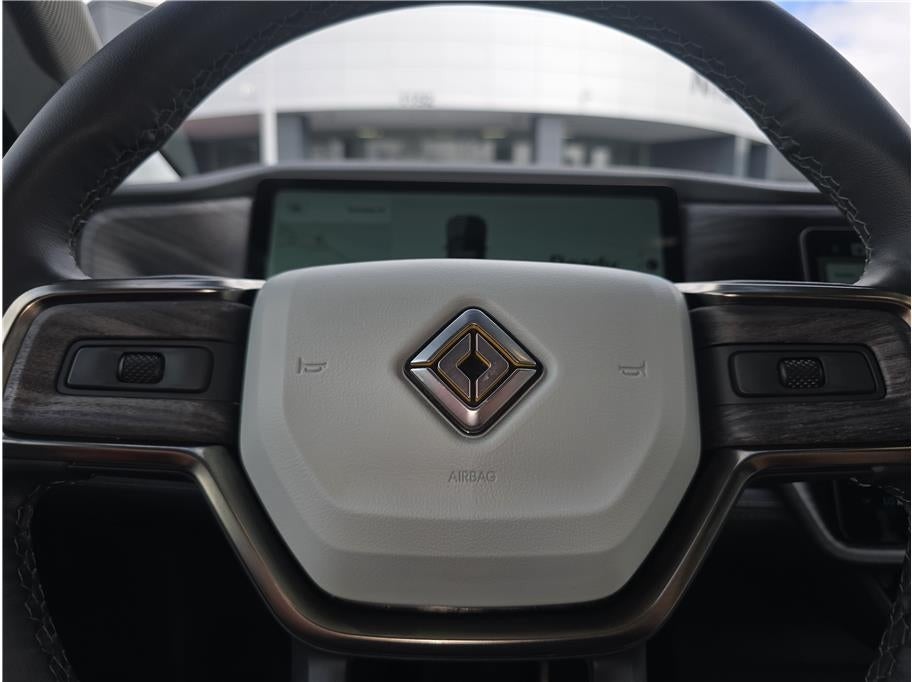 2024 Rivian R1S Quad Large Sport Utility 4D