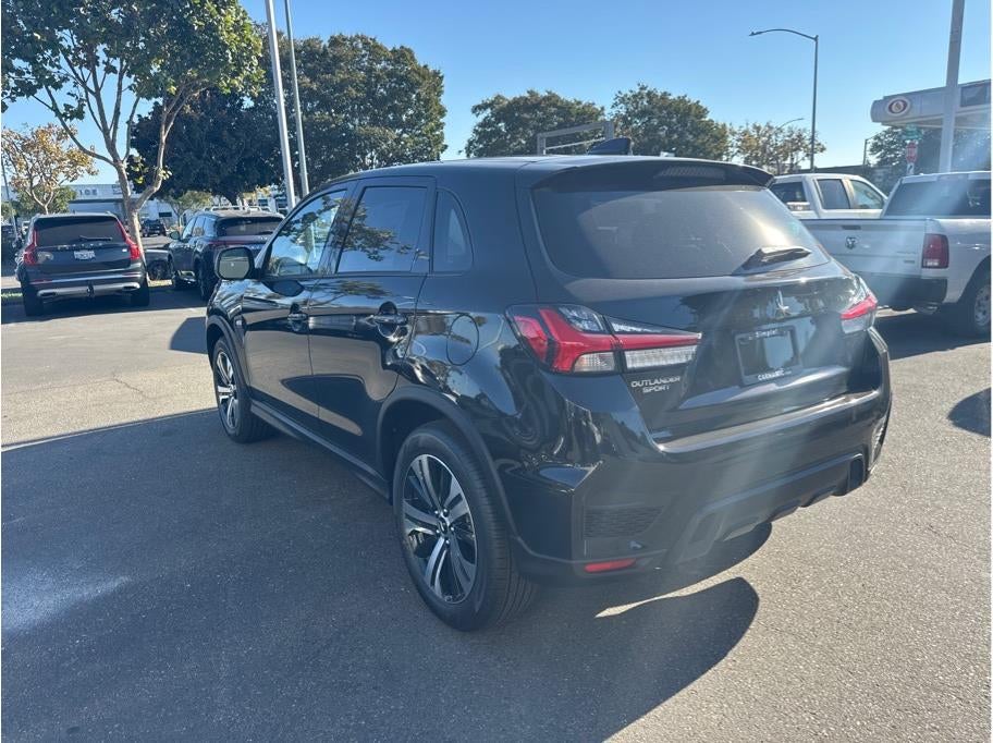 2027 Mitsubishi Outlander Sport ES