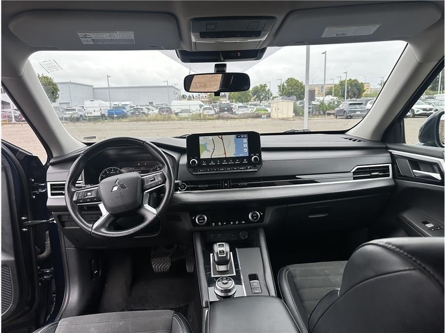 2024 Mitsubishi Outlander SE Sport Utility 4D