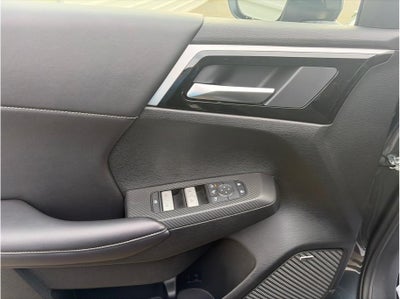 2025 Mitsubishi Outlander SE Sport Utility 4D