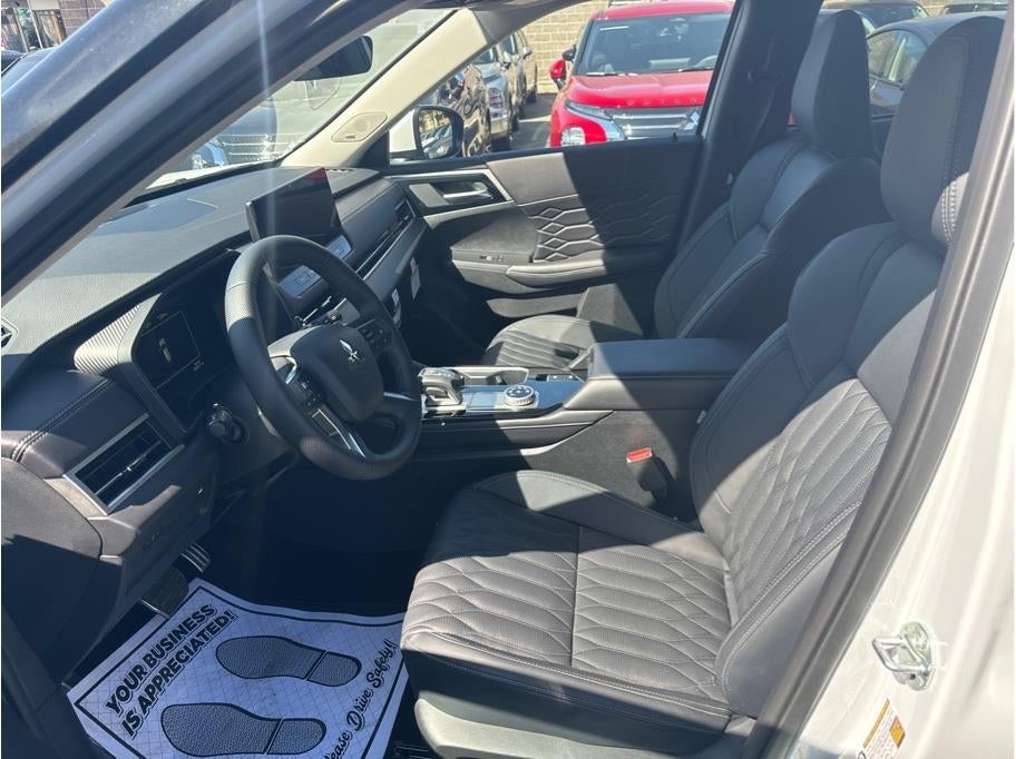 2025 Mitsubishi Outlander SEL Sport Utility 4D